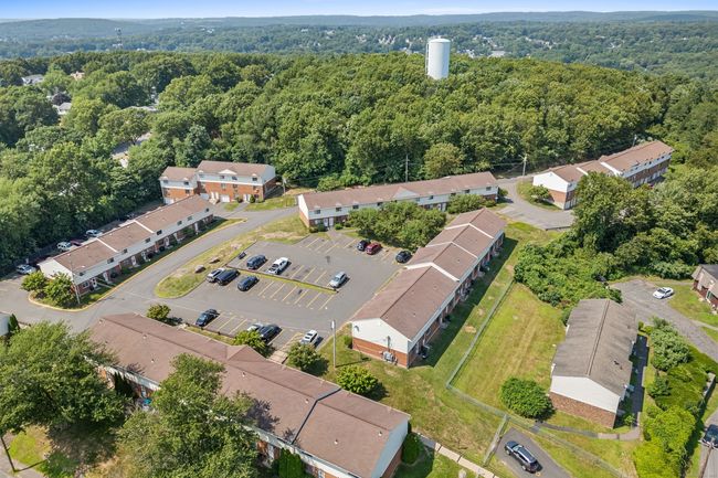 APT-57 - 519 Scott Rd, Condo with 2 bedrooms, 2 bathrooms and null parking in Waterbury CT | Image 25