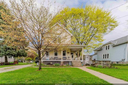 332 Rosalia Street, OSHKOSH, WI, 54901 | Card Image