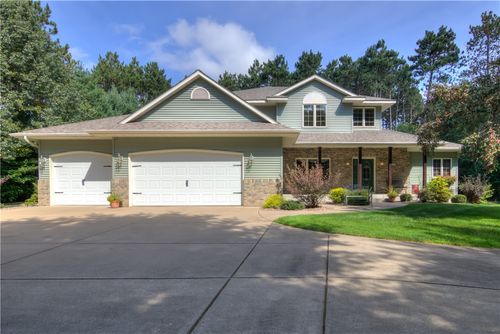 4400 Pinewood Cir, Eleva, WI, 54738 | Card Image