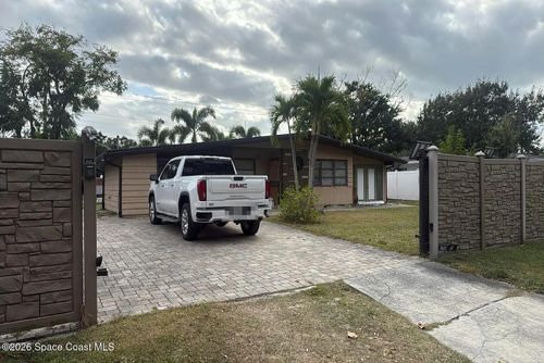 2762 Nancy St, Sarasota, FL, 34237-7622 | Card Image