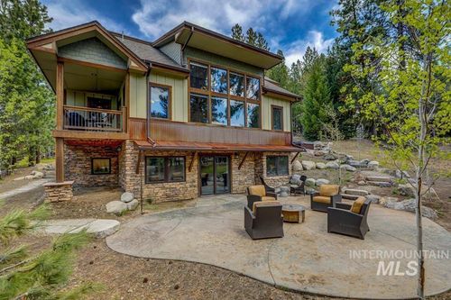 212 Riovista, McCall, ID, 83638 | Card Image