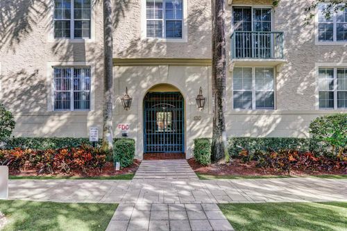 321-630 S Sapodilla Avenue S, West Palm Beach, FL, 33401 | Card Image