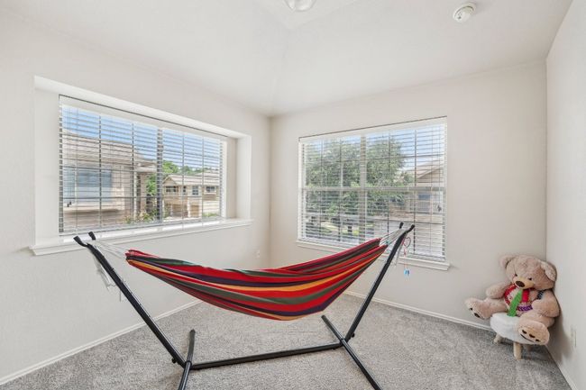 A Room to Recharge – Peaceful ambiance ideal for rest and rejuvenation. | Image 18