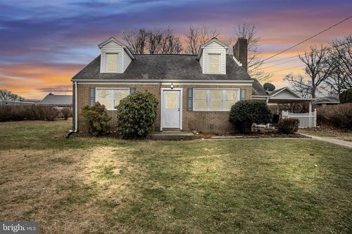 5141 Sunset Dr, HARRISBURG, PA, 17112-2437 | Card Image