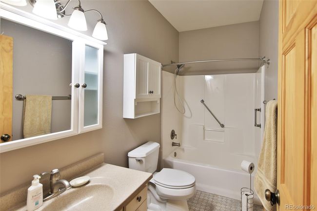 5867 Pe 3/10 Rd, House other with 3 bedrooms, 2 bathrooms and 2 parking in Collbran CO | Image 20