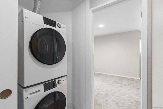 UNIT-127 - 7127 Camino Degrazia, Condo with 2 bedrooms, 2 bathrooms and 3 parking in San Diego CA | Image 15