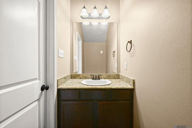 6916 Silver Springs Dr, House other with 4 bedrooms, 3 bathrooms and 4 parking in Greenwell Springs LA | Image 10