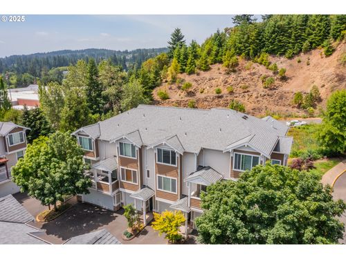 unit-103-8800 Sw 147th Ter, Beaverton, OR, 97007-7485 | Card Image