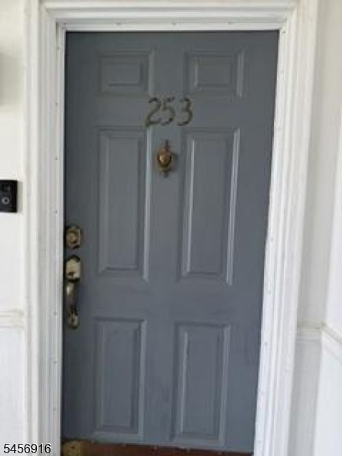 253 Rachel Ct, Franklin Park, NJ, 08823-1549 | Card Image