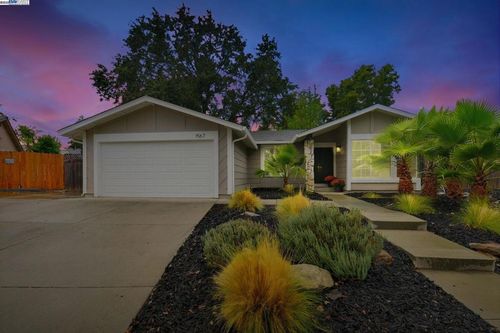 1567 Catherine Way, Concord, CA, 94519-1954 | Card Image