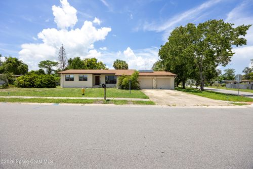 808 Kensington Dr, Cocoa, FL, 32922-6840 | Card Image