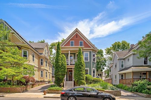 2-25 Banks St, Somerville, MA, 02144-3104 | Card Image