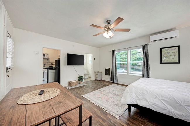 APT-6 - 915 W 21 St St, Condo with 0 bedrooms, 1 bathrooms and 1 parking in Austin TX | Image 4
