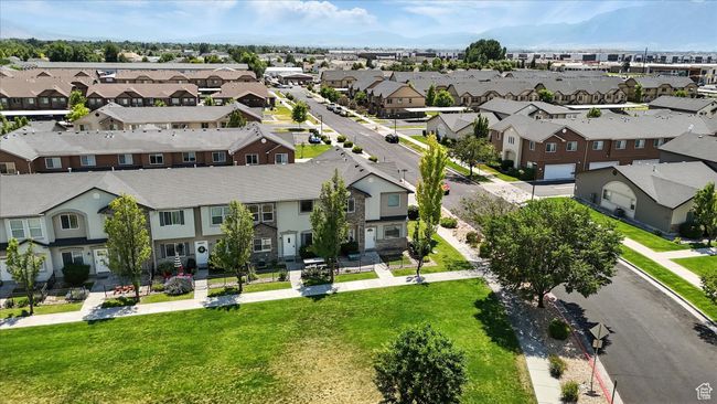 Aerial perspective of suburban area | Image 43