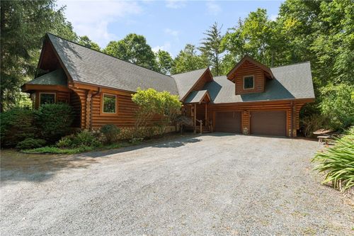 180 New River Trl, Fleetwood, NC, 28626-9789 | Card Image