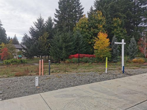 7 Leam Rd, Nanaimo, BC, V9T3N7 | Card Image