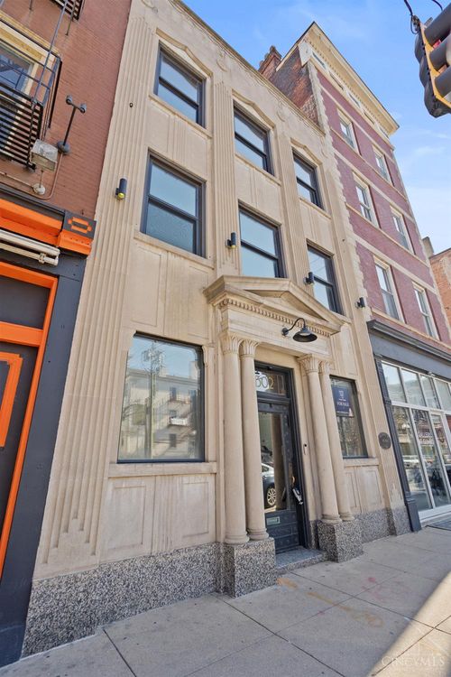 1302 Main St, Cincinnati, OH, 45202-7614 | Card Image