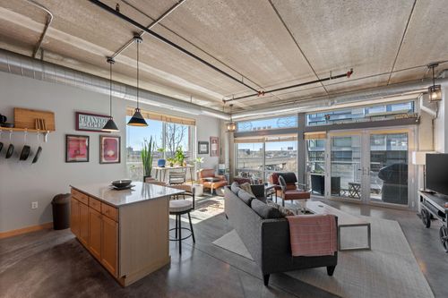 300-710 N 4th Street, Minneapolis, MN, 55401 | Card Image