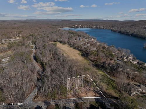 144 Valarian Dr, Crossville, TN, 38558-2707 | Card Image