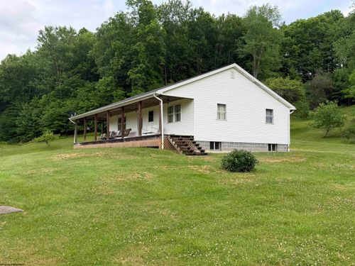 331 Snyder Rd, Elkins, WV, 26241-5630 | Card Image