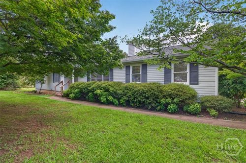 152 Wellington Dr, Hull, GA, 30646-4215 | Card Image