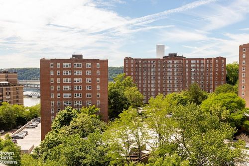 12g-555 Kappock St, Bronx, NY, 10463-6431 | Card Image