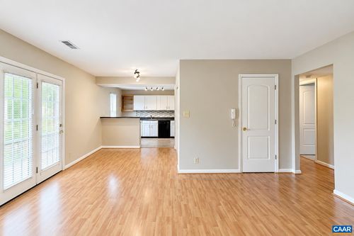 d-1223 Villa Ln, CHARLOTTESVILLE, VA, 22903-6569 | Card Image