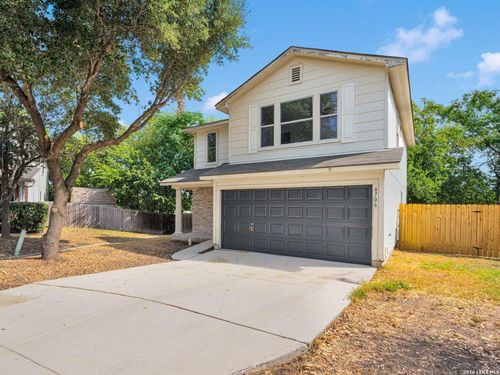 6706 Dragon Fire, San Antonio, TX, 78242-2452 | Card Image