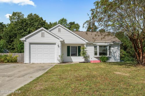314 Pebble Ln, Jacksonville, NC, 28546-7929 | Card Image