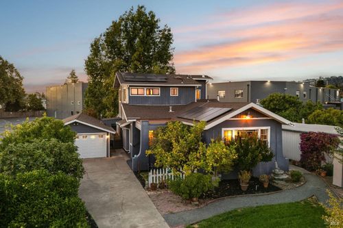 3009 Humboldt Ave, Oakland, CA, 94602-3650 | Card Image
