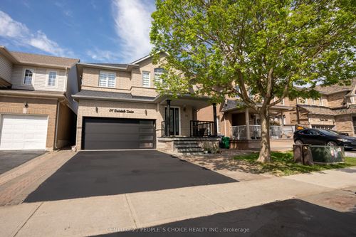 111 Brisdale Dr, Brampton, ON, L7A2H2 | Card Image