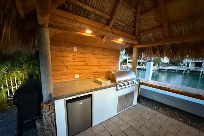 Outdoor Kitchen | Image 39