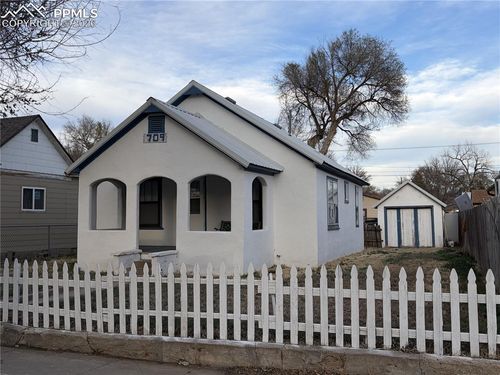 709 S 3rd St, Lamar, CO, 81052-3411 | Card Image