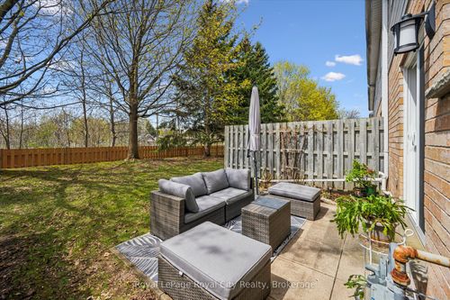 24-240 London Rd W, Guelph, ON, N1H8N8 | Card Image