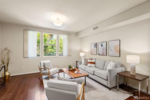 219 E Crystal Cove Ter, San Francisco, CA, 94134-3378 | Card Image