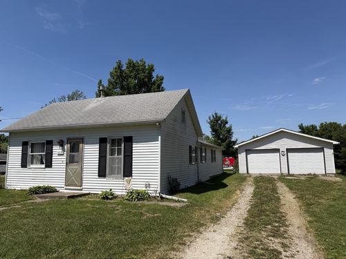 203 S Douglas Street, Loraine, IL, 62349 | Card Image