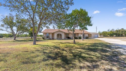 7974 Green Valley Rd, Marion, TX, 78124-1306 | Card Image