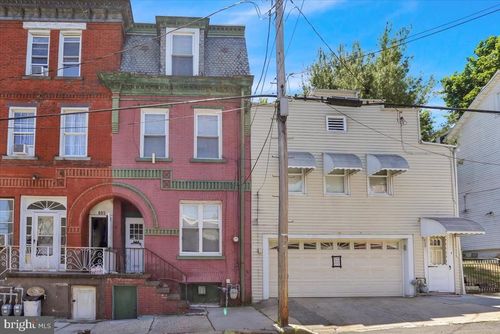 607 W Norwegian St, POTTSVILLE, PA, 17901-2824 | Card Image