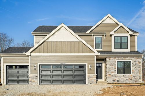 W149N11973 Red Holly Dr, Germantown, WI, 53022-5699 | Card Image