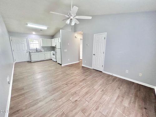 b-620 E Davis Street, Burlington, NC, 27215 | Card Image