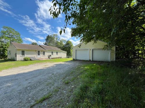 139 Canaan St, Canaan, NH, 03741-7615 | Card Image