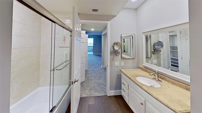 En Suite Bathroom | Image 30