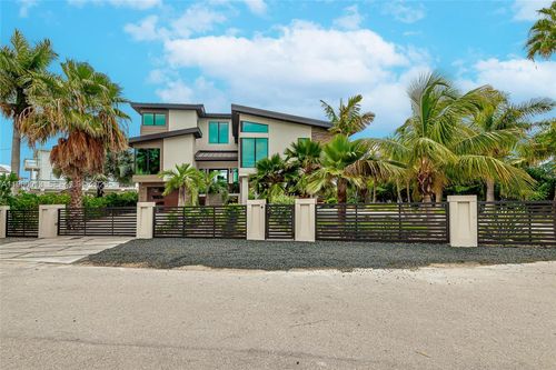 68 Mutiny Pl, Key Largo, FL, 33037-2326 | Card Image