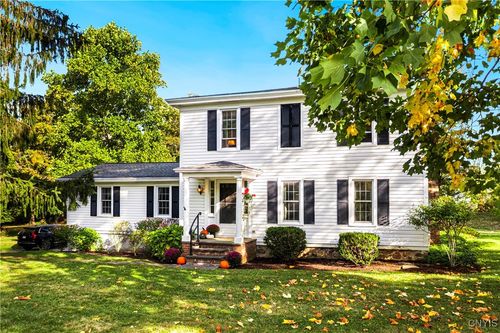 1667 Coon Hill Rd, Skaneateles, NY, 13152-9015 | Card Image