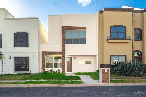 6821 N 5th Street, Mcallen, TX, 78504 | Card Image