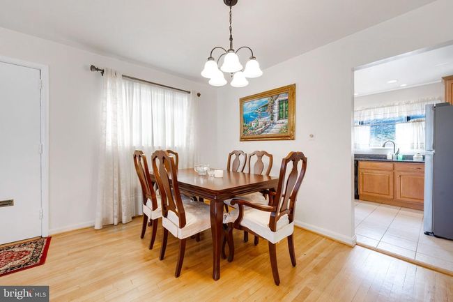 810 S Dinwiddie St, Home with 3 bedrooms, 2 bathrooms and null parking in ARLINGTON VA | Image 5