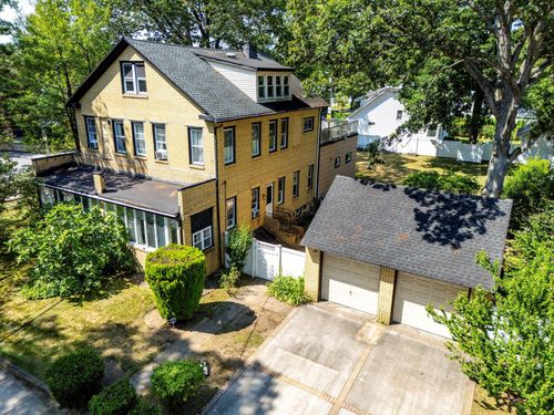 670 Hempstead Ave, West Hempstead, NY, 11552-2913 | Card Image