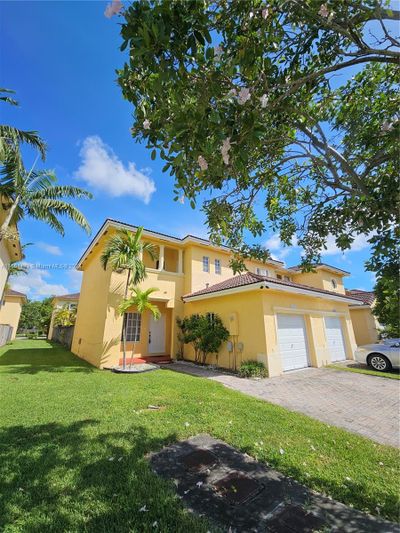 13231 - 13231 Sw 143rd Ter, Townhouse with 2 bedrooms, 2 bathrooms and null parking in Miami FL | Image 1