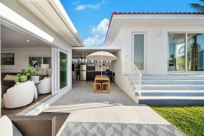 7770 Hawthorne Ave, House other with 4 bedrooms, 3 bathrooms and null parking in Miami Beach FL | Image 43