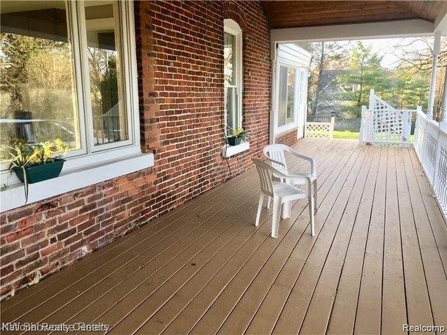 Covered porch | Image 4